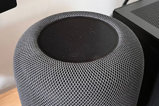 Новая «умная» колонка Apple может получить изогнутый экран