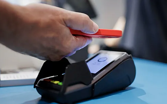 Аналог Apple Pay заработает в России в следующем году